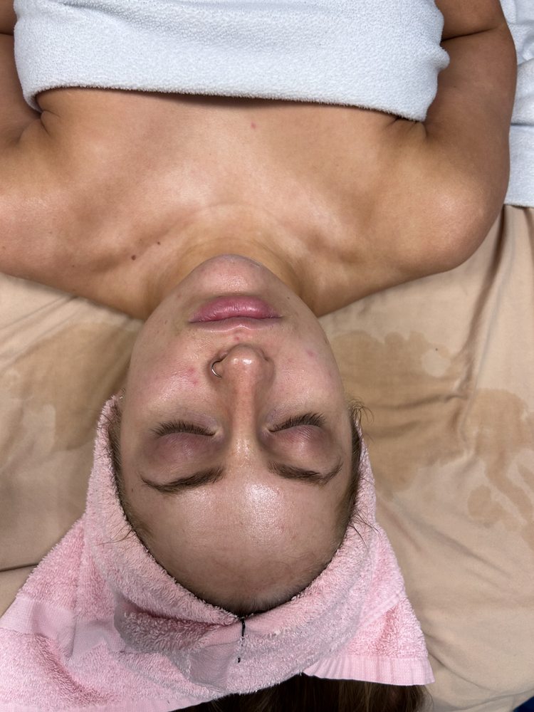 Kenzie’s Skin Studio Logo