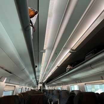 Genova Piazza Principe - overhead luggage space - Train Stations Near Me - Genova, GE