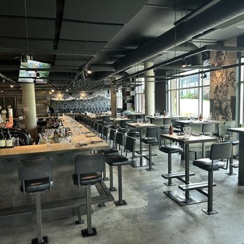 Les Enfants Terribles - The bar area - Breakfast & Brunch Near Me - Magog, Quebec Les Enfants Terribles - The bar area - Breakfast & Brunch Near Me - Magog, Quebec