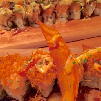 Saku Sushi - Volcano roll - Sushi Bars Near Me - Toronto, Ontario Saku Sushi - Volcano roll - Sushi Bars Near Me - Toronto, Ontario