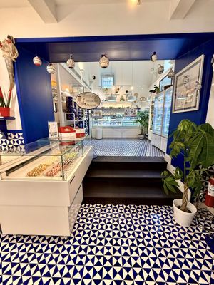 Pasticceria Sal De Riso by null