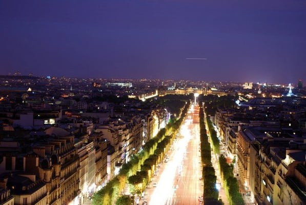 Arc de Triomphe by null