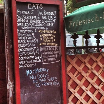 Gowanus Yacht Club - Bars Near Me - Brooklyn, New York