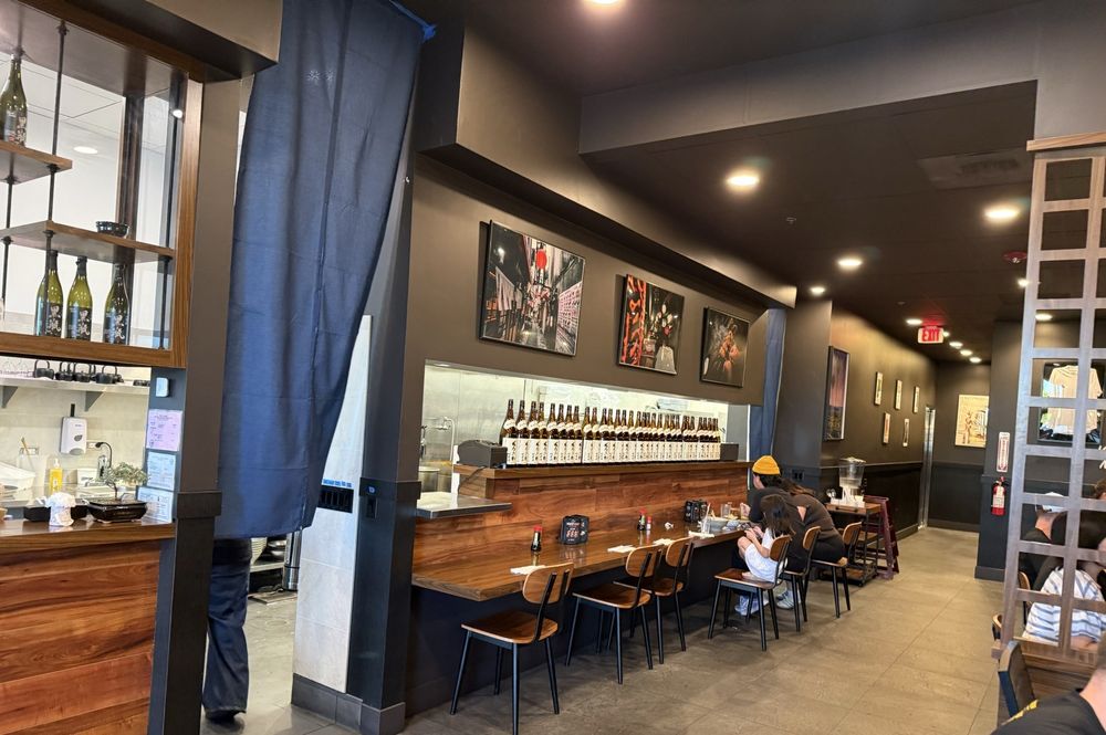 Stonebird Japanese Grill — interior