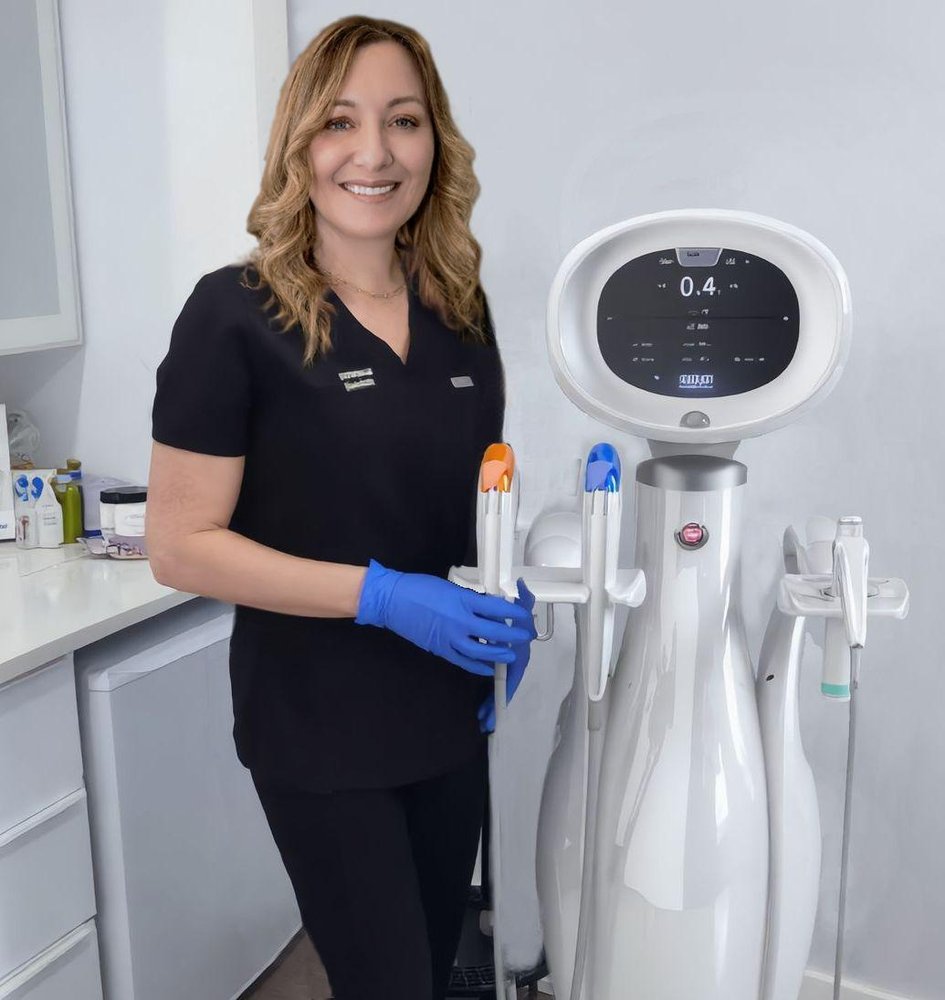 Binbrook Medical Aesthetics Logo