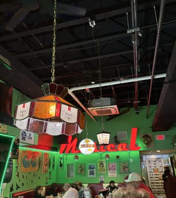 The Friendly Toast by null