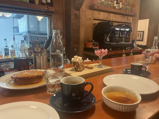 Cabane à Sucre Au Pied De Cochon by null Cabane à Sucre Au Pied De Cochon by null