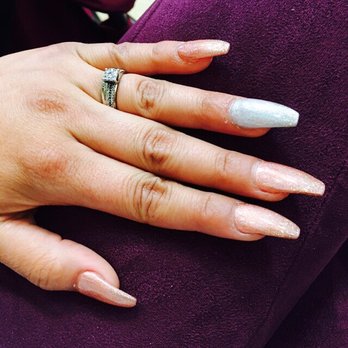 Hot Nails - Nail Salons Near Me - Stockton, California