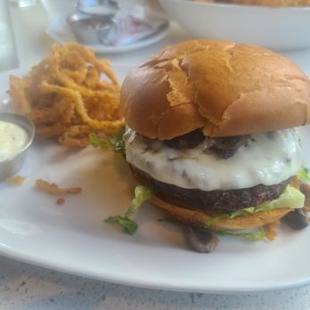 The Counter - Counter Burger - Burgers Near Me - Honolulu, Hawaii The Counter - Counter Burger - Burgers Near Me - Honolulu, Hawaii