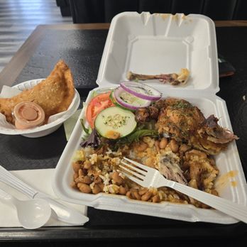 La Palma - Chicken and rice - Dominican Near Me - Greensboro, North Carolina La Palma - Chicken and rice - Dominican Near Me - Greensboro, North Carolina