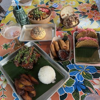 Aplaya Kitchen & Tiki Bar - Group food! - Tiki Bars Near Me - Chatham, Massachusetts