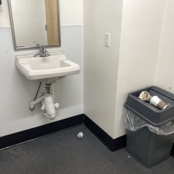 CVS PHARMACY - Updated January 2026 - 14 Photos - 409 E Main St ...