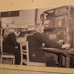Western Approaches Museum - Radio room , Navy