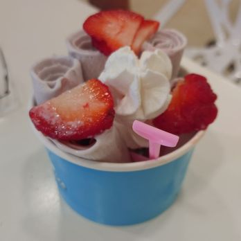 Sweet & Salt - Taro roll up ice cream - Ice Cream & Frozen Yogurt Near Me - North Miami Beach, Florida Sweet & Salt - Taro roll up ice cream - Ice Cream & Frozen Yogurt Near Me - North Miami Beach, Florida