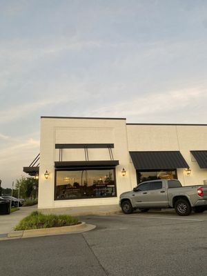 Antico Pizza Tucker by null