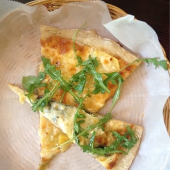 Sliver Pizzeria - Pineapple Argula Mozzerella Pizza! - Pizza Near Me - Berkeley, California Sliver Pizzeria - Pineapple Argula Mozzerella Pizza! - Pizza Near Me - Berkeley, California
