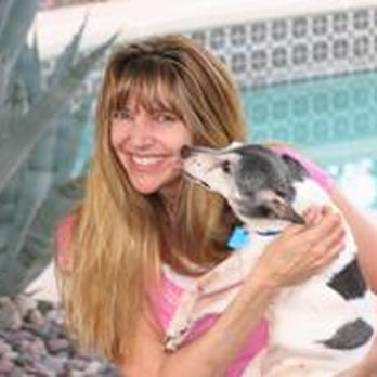 Sleepover Rover, Inc. - Our hosts love wet kisses from their furry house guests! - Pet Sitting Near Me - Simi Valley, California Sleepover Rover, Inc. - Our hosts love wet kisses from their furry house guests! - Pet Sitting Near Me - Simi Valley, California