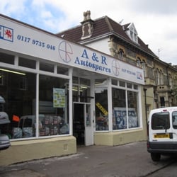 Hampton Lane Garage