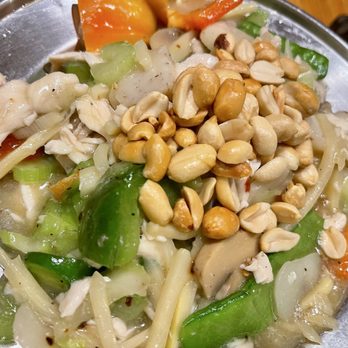 Mr Yee’s - Kung Pao chicken - Chinese Near Me - Kenosha, Wisconsin