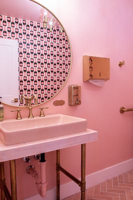 Brooke's Bubble Bar by null
