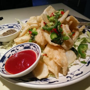 Yea's Wok - Salt and pepper calamari. Looks whatever, tastes amazing!! :) not too much breading either excellent!! - Chinese Near Me - Newcastle, Washington