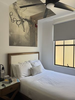Commodore Hotel by null
