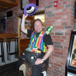 Wally Wizard Balloon Twisting and Magic - Wally Wizard