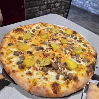 Grampie's Pizzeria - Cheese burger pizza - Pizza Near Me - Cibolo, Texas Grampie's Pizzeria - Cheese burger pizza - Pizza Near Me - Cibolo, Texas