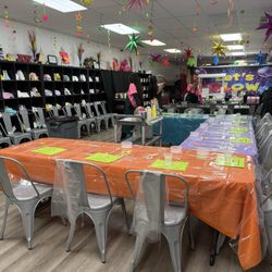 Creative Touch - Plaster Painting Studio - Party space