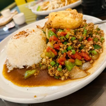 La Moon Thai Eatery - Chicken Pad Kra Pao - Thai Near Me - San Diego, California La Moon Thai Eatery - Chicken Pad Kra Pao - Thai Near Me - San Diego, California