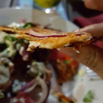 Sundowners - How thin the pizza crust was on tuna pizza - Seafood Near Me - Key Largo, Florida