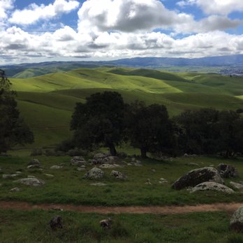 Brushy Peak Regional Preserve - Gorgeous sky before the rain 03/04/17 - Hiking Near Me Brushy Peak Regional Preserve - Gorgeous sky before the rain 03/04/17 - Hiking Near Me