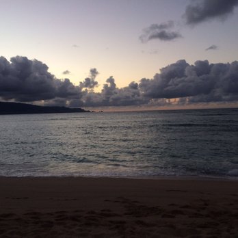Kanaha Beach Park - 7PM but still light out - Beaches Near Me Kanaha Beach Park - 7PM but still light out - Beaches Near Me