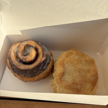 Crestline Bagel Company - Cinnamon roll and plain biscuit - Bagels Near Me - Birmingham, Alabama Crestline Bagel Company - Cinnamon roll and plain biscuit - Bagels Near Me - Birmingham, Alabama