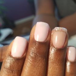 Mnailzz - Royal Gel Manicure  The ultimate gel manicure if you love a well groomed manicure this is it. Can last up to 1 month.