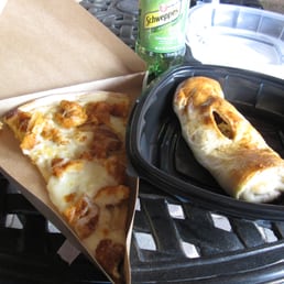 ~ Nom Nom Nom Buffalo Chicken Pizza & Calazone and yes, I gobble down both of these two yummy hot and fresh food items ~ ~ Nom Nom Nom Buffalo Chicken Pizza & Calazone and yes, I gobble down both of these two yummy hot and fresh food items ~