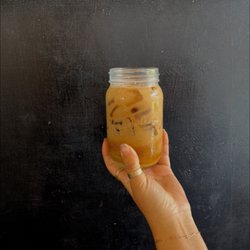Acai Hawaii - Silky smooth cold brew
personalize you're brew with our available syrups.
Macadamia nut, Vanilla & Hazelnut