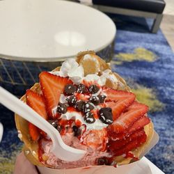 Thank you Nathan, for making this delicious ice cream crepe! He made it fast and easy to order. Great customer service!