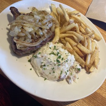Applebee's Grill + Bar - 8oz Steak with mash and fries - American Near Me - North Fort Myers, Florida Applebee's Grill + Bar - 8oz Steak with mash and fries - American Near Me - North Fort Myers, Florida