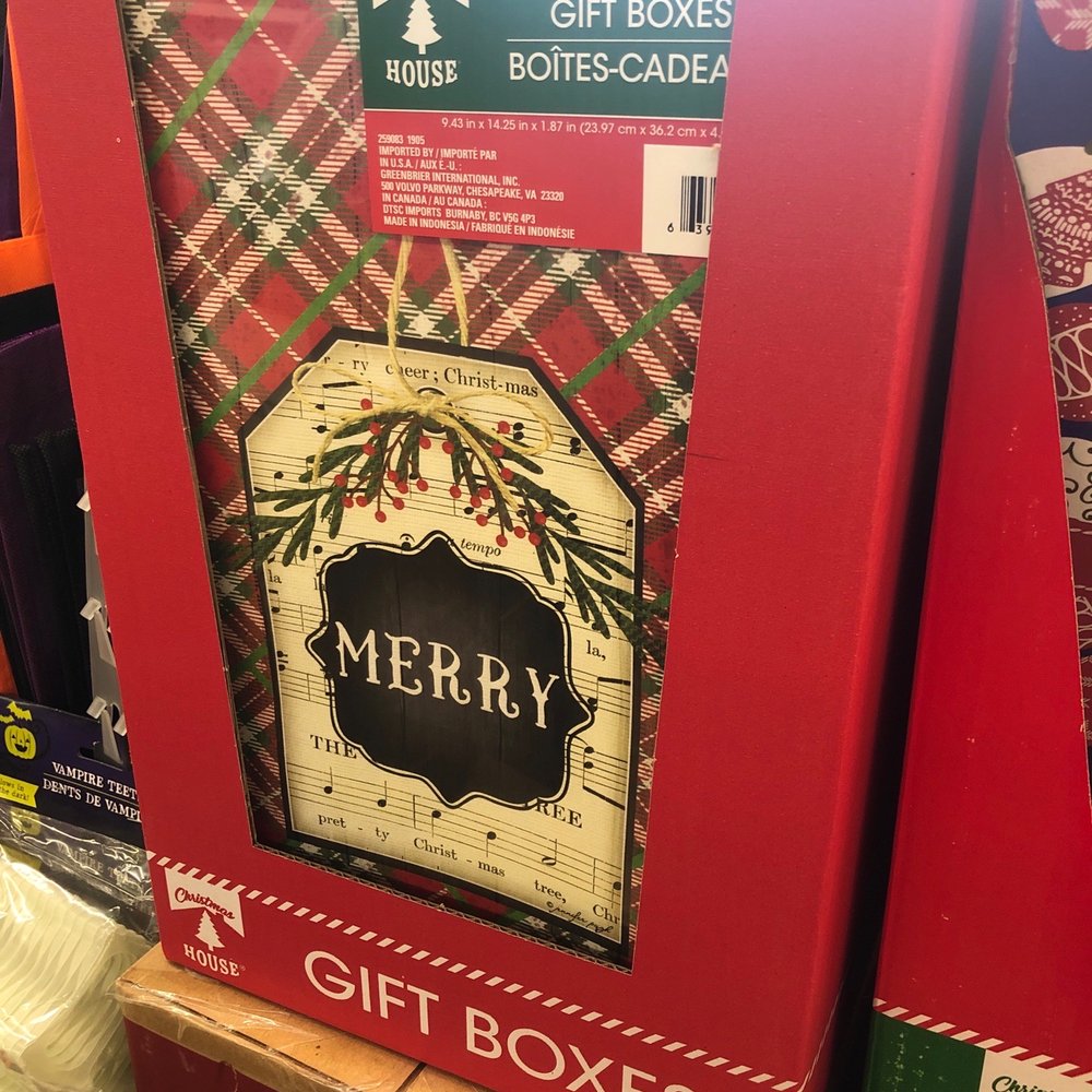 Dollar Tree - Christmas gift bags. - Discount Store Near Me - Lyndhurst, New Jersey