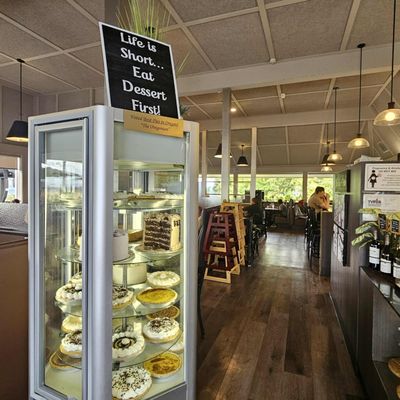 Banning's Restaurant & Pie House by null