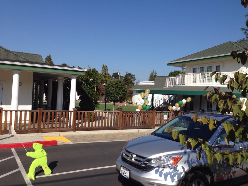 PINEWOOD SCHOOL LOWER CAMPUS Updated June 2024 477 Fremont Ave