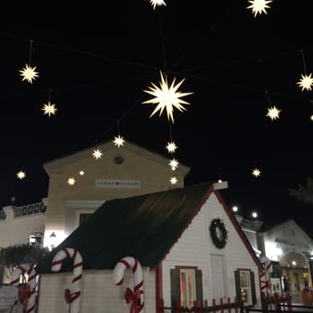 Carlsbad Premium Outlets - Happy Holidays - Shopping Centers Near Me - Carlsbad, California Carlsbad Premium Outlets - Happy Holidays - Shopping Centers Near Me - Carlsbad, California