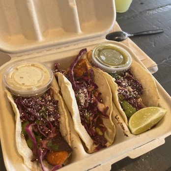 Green Tomato Grill - Blackened Fish Tacos - New American Near Me - Brea, California