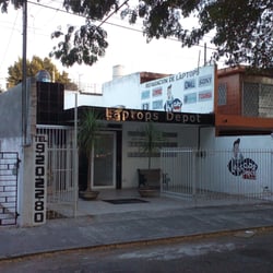Laptops Depot - Fachada.