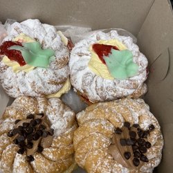 House of Cakes