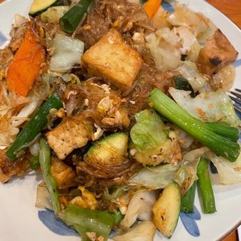 Little Plearn Thai Kitchen - pad thai with tofu - Thai Near Me - Berkeley, California Little Plearn Thai Kitchen - pad thai with tofu - Thai Near Me - Berkeley, California