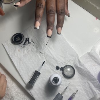 Brandon Nails & Spa - Nail Salons Near Me - Irvington, New Jersey