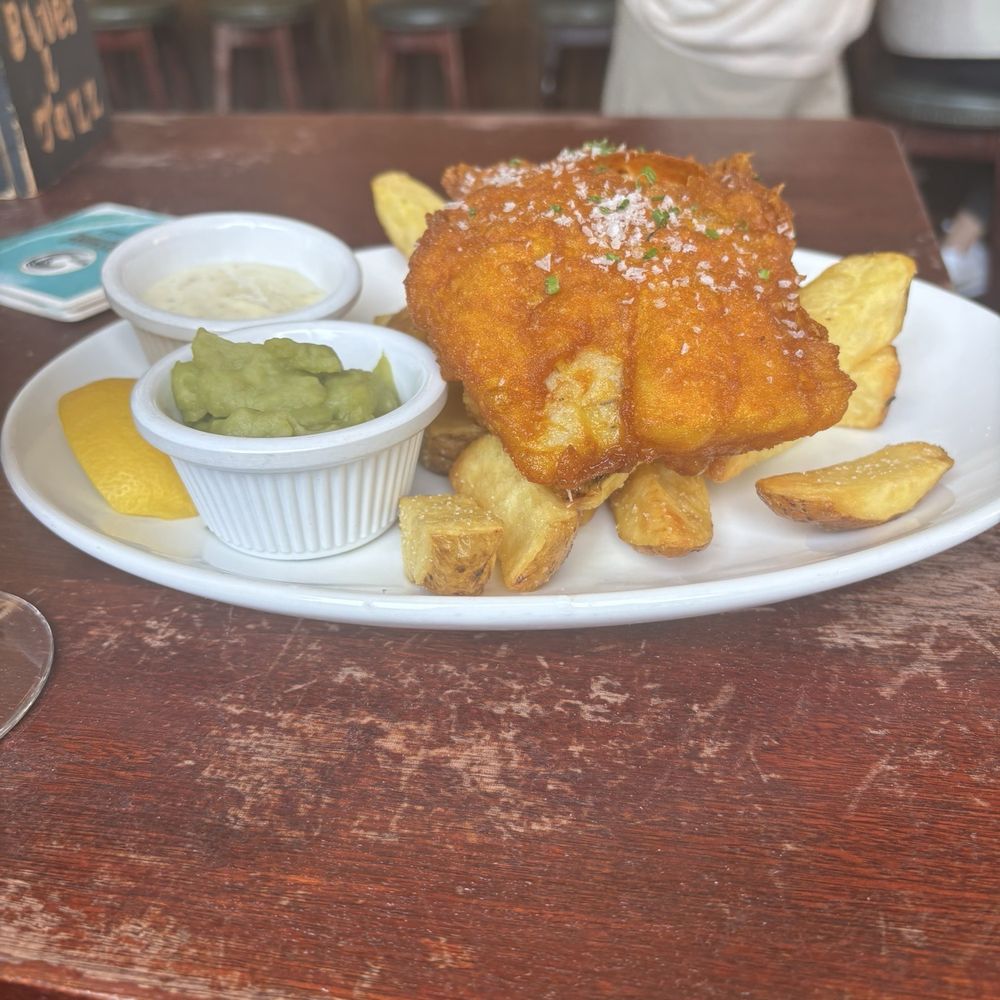 Arthur's Pub - Fish and chips - Bars Near Me - Dublin, D Arthur's Pub - Fish and chips - Bars Near Me - Dublin, D