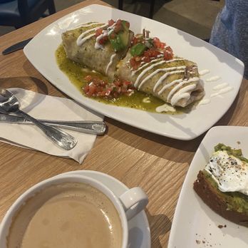 Broken Yolk Cafe - Burrito - Breakfast & Brunch Near Me - Santee, California Broken Yolk Cafe - Burrito - Breakfast & Brunch Near Me - Santee, California